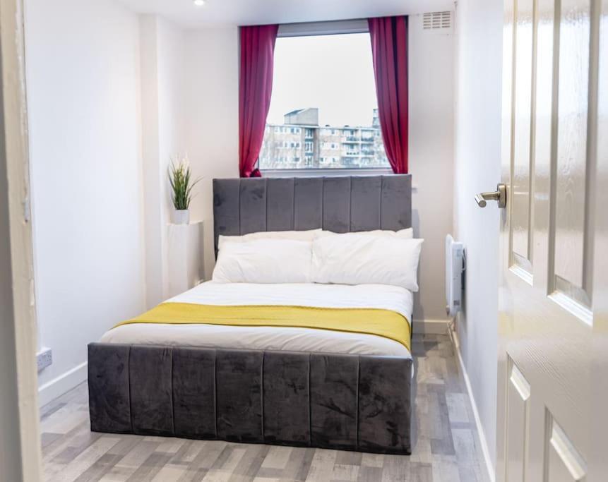 2 Bed With Free Parking Lejlighed London Eksteriør billede